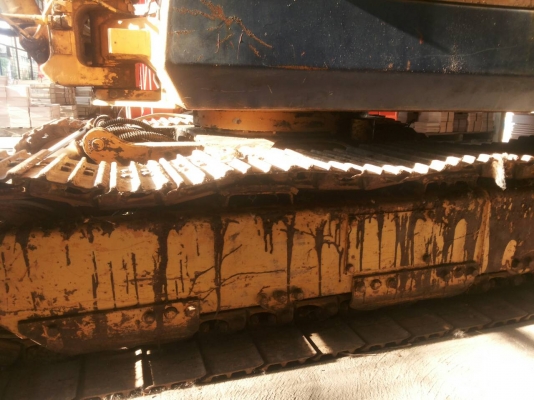 ขายรถขุดPC40ติดหัวคีบไม้สภาพดีพร้อมใช้งาน