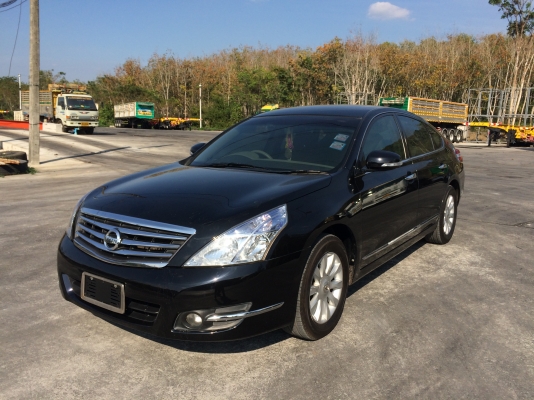 ขาย !!  NISSAN TEANA 200XL ปี 2010  รถสวยมาก ใช้มือเดียว เลขไมค์ 50,000 โลนิดๆ  เจ้าของขายเอง โทร.081-9450625