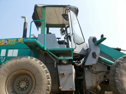 ขายรถตักล้อยางKOMATSU WA100-1 รถสภาพดี