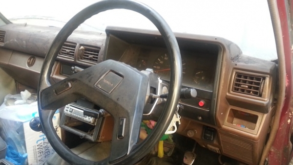 ขาย TOYOTA LN 51 ติดต่อวรุธ 081-734-4077 ขาย TOYOTA LN 51 ติดต่อวรุธ 081-734-4077