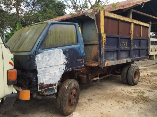 (8คัน)6ล้อดั้ม195แรง6คันและ6ล้อ115แรง2คัน...รถไม่มีเล่มทะเบียน รถใช้ในโรงงาน ปลดขายหมด.. (8คัน)6ล้อดั้ม195แรง6คันและ6ล้อ115แรง2คัน...รถไม่มีเล่มทะเบียน รถใช้ในโรงงาน ปลดขายหมด..