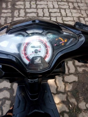 ขายถูกๆ click110i ปี2554 ราคาพิเศษด่วนๆคับ เล่มเอกสารครบ