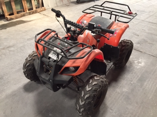 ขายรถATVเครื่องเบนซิน 3เกียร์เดินหน้า1เกียร์ถอย มี2คัน