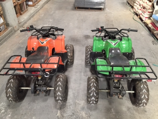 ขายรถATVเครื่องเบนซิน 3เกียร์เดินหน้า1เกียร์ถอย มี2คัน