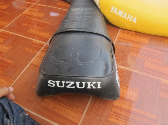 เบาะ SUZUKI ER ของใหม่เก่าเก็บ