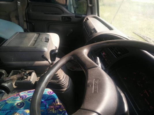 ขายสิบล้อหัวคัชชี ISUZU FVZ 200แรงม้า ปี48 คัชชีสวย เอกสารพร้อมสนใจติดต่อเอ็มทีเจริญยนต์