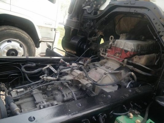 ขายสิบล้อหัวคัชชี ISUZU FVZ 200แรงม้า ปี48 คัชชีสวย เอกสารพร้อมสนใจติดต่อเอ็มทีเจริญยนต์