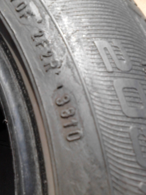 205/55R16 Goodyear ชุด 4 ล้อ ติดต่อ โทร.081-427-3941