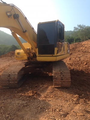 Pc200-8 รถทำงาน 9866 ชม. รถสภาพดี สีเดิม รถเดิมๆ ใช้งานอยู่  เครื่องแน่น ปั้มแน่น เอวแน่น เอกสารพร้อม..เล่มทะเบียนดี