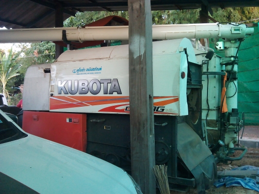 ขายรถเกี่ยวข้าว KUBOTA DC 70 E รถสวย เครี่องดี พร้อมใช้งาน ปี 2555 ขายรถเกี่ยวข้าว KUBOTA DC 70 E รถสวย เครี่องดี พร้อมใช้งาน ปี 2555