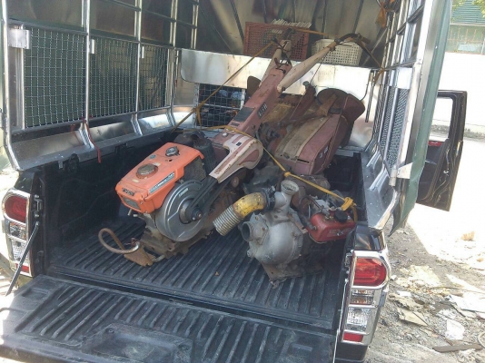 แจ้งลูกค้านครสวรรค์ครับ - ขึ้นรถเรียบร้อยแล้วครับ สำหรับรถไถนาเดินตาม และปั๊มน้ำ พร้อมใช้งานทันทีครับ