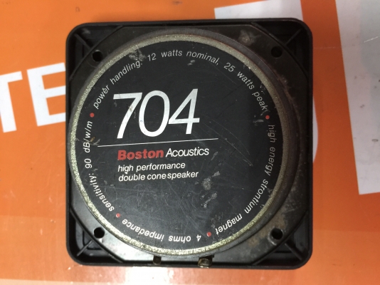 ขายลำโพง Boston Acoustics 4" แยกชิ้นกลางแหลม u.s.a.แท้