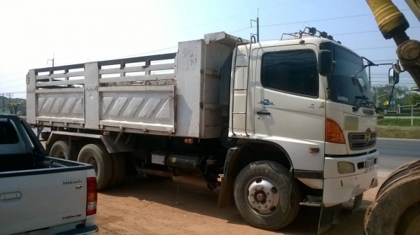 ขาย HINO MEGA 320 ดั้มสามมิตร มีระบบลากพ่วง ขายทั้งสดและผ่อน ทะเบียนพร้อมโอน