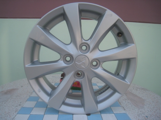 ขายล้อแม็กป้ายแดง Mitsu mirage 15"x5" et46 4รู100 สนใจติดต่อเล็กคลองสามครับ 081-3747940