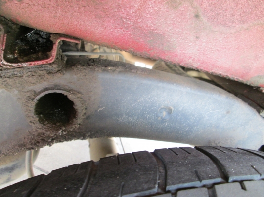 พี่ใหญ่ปราจีนจบแล้วขอบคุณครับ   รถปี1998ครับ เครื่องดีมาก  ครัชชีสวยตลอดเส้น  ช่วงล่างดี  เบรค  ครัชดีครับ  มีรูปเยอะครับ