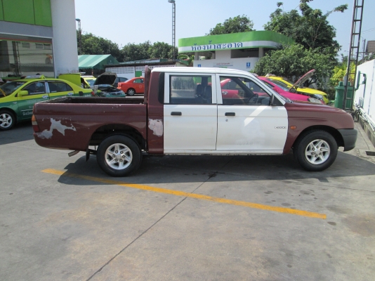 พี่ใหญ่ปราจีนจบแล้วขอบคุณครับ   รถปี1998ครับ เครื่องดีมาก  ครัชชีสวยตลอดเส้น  ช่วงล่างดี  เบรค  ครัชดีครับ  มีรูปเยอะครับ