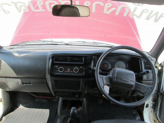 พี่ใหญ่ปราจีนจบแล้วขอบคุณครับ   รถปี1998ครับ เครื่องดีมาก  ครัชชีสวยตลอดเส้น  ช่วงล่างดี  เบรค  ครัชดีครับ  มีรูปเยอะครับ