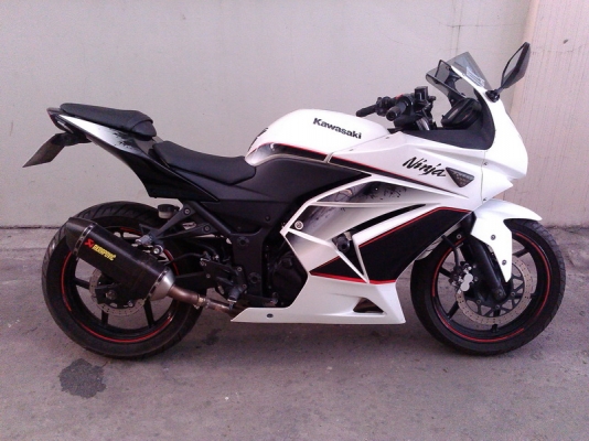 ขาย Kawasaki Ninja 250SE ปี 2011 วิ่งมา 19,xxx กม. ต่อรองได้นิดหน่อย
