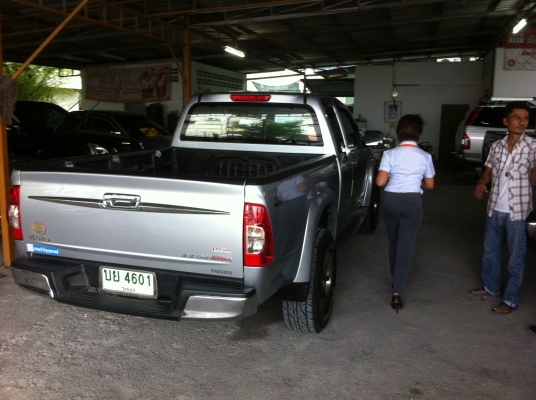 D-MAX HI LANDER CAB