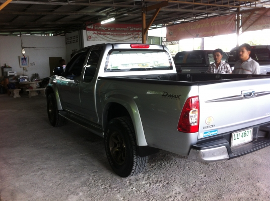 D-MAX HI LANDER CAB
