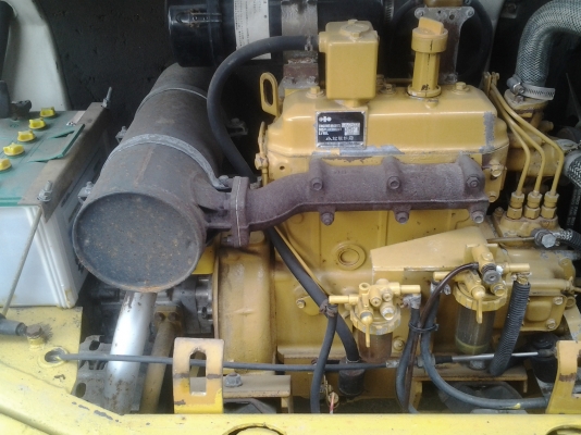 ขายรถแม็คโค KOMATSU PC 30-6