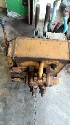 ขาย แม่ปั้ม ไฮดรอลิค 2500