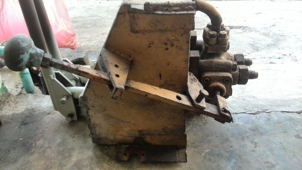 ขาย แม่ปั้ม ไฮดรอลิค 2500