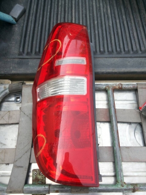 ขายไฟท้ายฮุนได H1 ข้างซ้าย