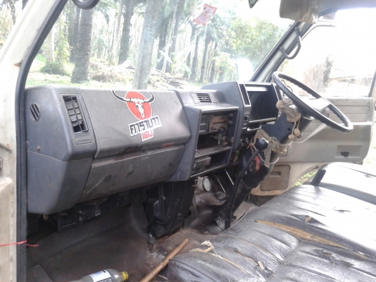 ขาย อีซุซุ หกล้อ ไม่ดั๊มคับ 125000 คับ