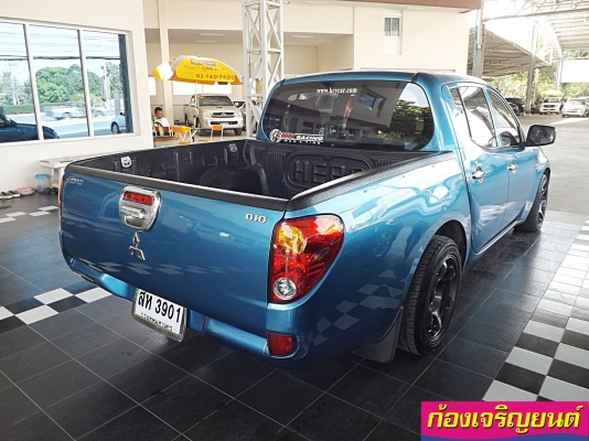 MITSUBISHI TRITON 4ประตู 2.5 GLX เกียร์ออโต้ ปี 2006 MITSUBISHI TRITON 4ประตู 2.5 GLX เกียร์ออโต้ ปี 2006