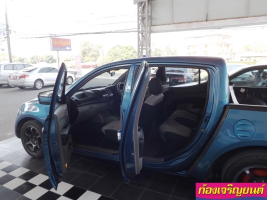MITSUBISHI TRITON 4ประตู 2.5 GLX เกียร์ออโต้ ปี 2006 MITSUBISHI TRITON 4ประตู 2.5 GLX เกียร์ออโต้ ปี 2006