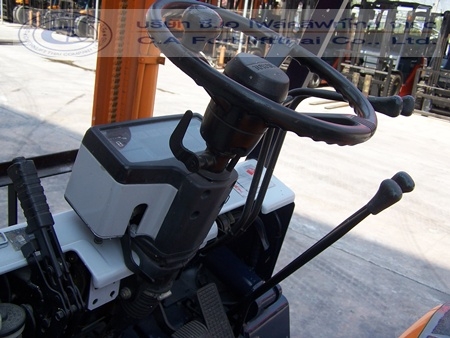 ขายรถ โฟล์คลิฟท์ TOYOTA รุ่น 5-FD15