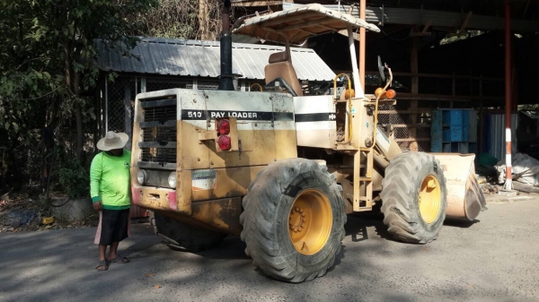 ขายรถตักล้อยาง KOMUTSU 510 S/N 15595 เครื่องสภาพดีพร้อมใช้งาน ราคาต่อรองได้