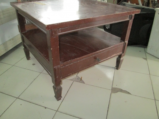 โต๊ะเครื่องแป้ง  งานเก่า   กระจกรุ่นเก่าเงาสวย   ขายครับ