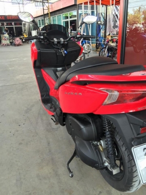 Honda forza300 Y2013 ไมล์8.xxx รถสภาพ95\% เพียง 100,000เท่านั้น
