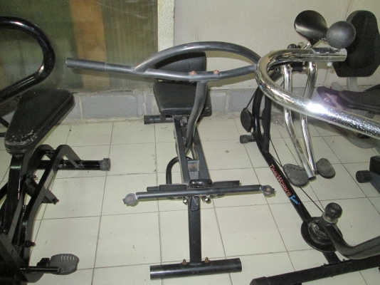 ไปแอ่วเหนืออุตรดิตถ์ครับ  ขอบคุณครับพี่จิรายุ  ทั้งหมด 7 ตัว   จะเหมา   จะแยก   พร้อมส่งทั่วไทยครับ