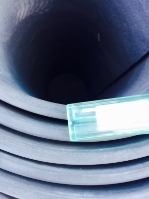 จำหน่าย บังฝุ่นรถบรรทุก หนา 8-10มิล หน้ากว้าง 80เซนติเมตร  สภาพ 80\% สอบถามได้ที่ 080-6135462