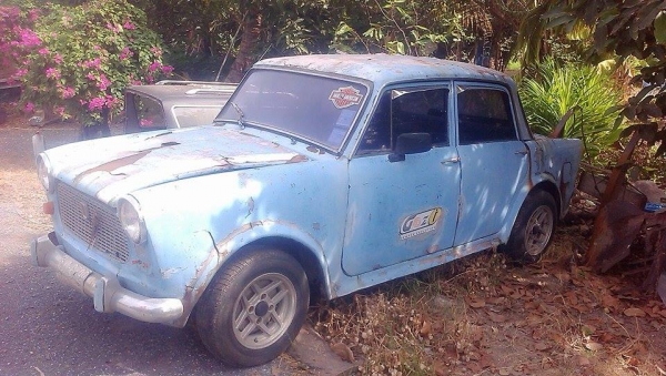 ขาย  fiat 1300 มีทะเบียน คับ รถติด คับ ลองดูคับ 35000