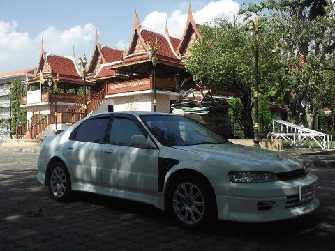 ขายรถแต่งแนว VIP ฮอนด้าแอคคอร์ดปี85