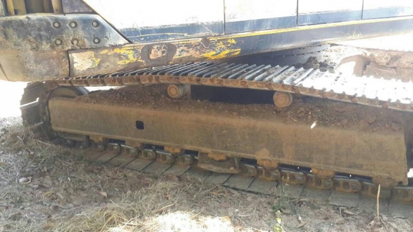 **870,000 บ.ต่อรอง**ขายแบคโฮ KOBELCO MARK-3 SK200 เก๋งน้ำเงิน เครื่องเดิม ปั้มเดิม ไฟฟ้าครบ เครื่องMITSU 6D31 6สูบ แน่นดี แรง แห้ง ไม่เยิ้ม ครับ ปั้มดี แรง ทำงานดี เร็วดี บูมอาร์มสวย ไม่ป บุ้งกี๋หนา เอวดีแน่น ช่วงล่าง 70-80\% โซ่ดี หนา แทร็กหนา ครบ เฟรมสวย **870,000 บ.ต่อรอง**ขายแบคโฮ KOBELCO MARK-3 SK200 เก๋งน้ำเงิน เครื่องเดิม ปั้มเดิม ไฟฟ้าครบ เครื่องMITSU 6D31 6สูบ แน่นดี แรง แห้ง ไม่เยิ้ม ครับ ปั้มดี แรง ทำงานดี เร็วดี บูมอาร์มสวย ไม่ป บุ้งกี๋หนา เอวดีแน่น ช่วงล่าง 70-80\% โซ่ดี หนา แทร็กหนา ครบ เฟรมสวย