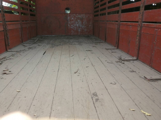 รถบรรทุก HINO 6 ล้อใหญ่ รุ่น FB113 ปี 2545 2 เพลา ราคา310,000 บ