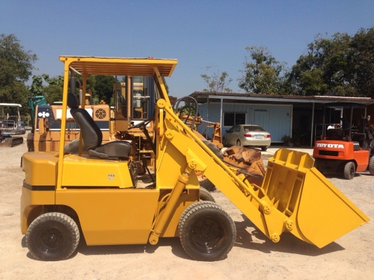 ขายด่วน รถตักล้อยาง ราคาประหยัด TCM SD12 เก่าญี่ปุ่นแท้ 090-986-2521 อ๊อบ ขายด่วน รถตักล้อยาง ราคาประหยัด TCM SD12 เก่าญี่ปุ่นแท้ 090-986-2521 อ๊อบ