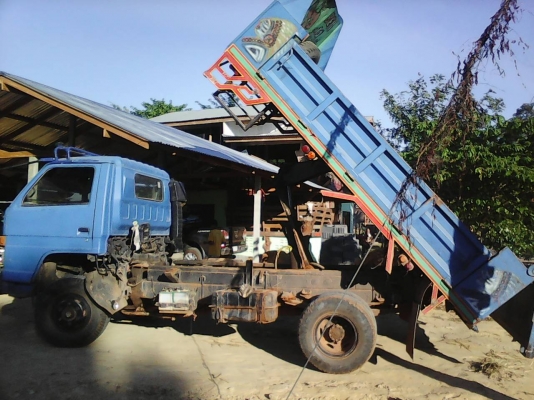 ขายหกล้อดั้ม พร้อมใช้งาน