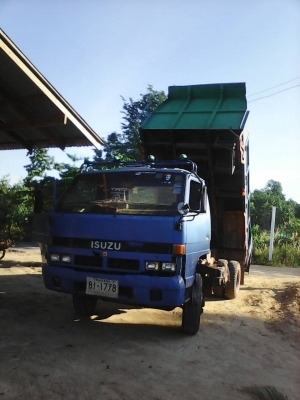 ขายหกล้อดั้ม พร้อมใช้งาน