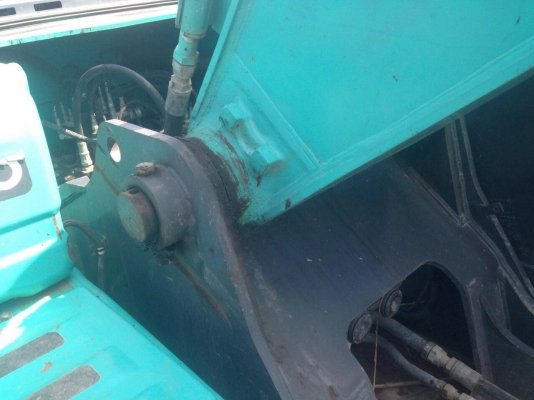 ขายรถแบคโฮ KOBELCO SK200-8 YN12-T67XX ทำงานมาแล้ว 4,899 ชั่วโมง สนใจโทร 081-970-1072
