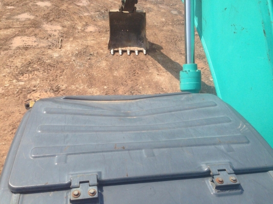 ขายรถแบคโฮ KOBELCO SK200-8 YN12-T67XX ทำงานมาแล้ว 4,899 ชั่วโมง สนใจโทร 081-970-1072