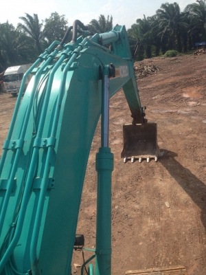 ขายรถแบคโฮ KOBELCO SK200-8 YN12-T67XX ทำงานมาแล้ว 4,899 ชั่วโมง สนใจโทร 081-970-1072