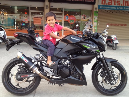 ขาย Kawazaki Z250 สีดำ ปี 2013 สภาพสวย เดิม ๆ ราคา เบา ๆ