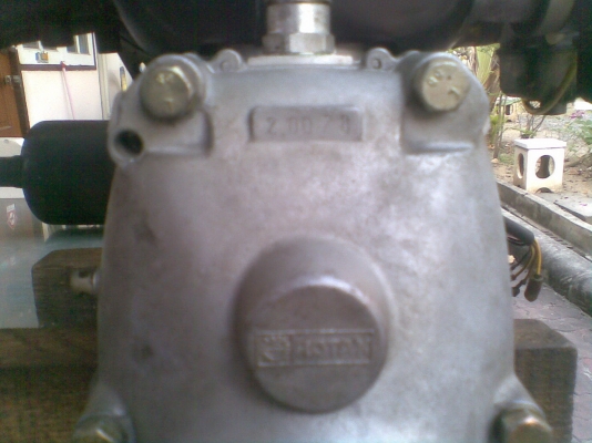 ขายเครื่อง Rotax503 cdi คาร์บูคู่ พร้อมเกียร์ ขายเครื่อง Rotax503 cdi คาร์บูคู่ พร้อมเกียร์