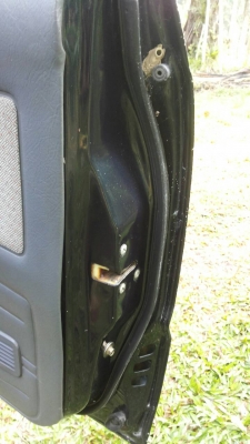 ขายรถกระบะ มาสด้าแคป ทันเดอร์ 2500 เกียร์ธรรมดา ราคา 85000